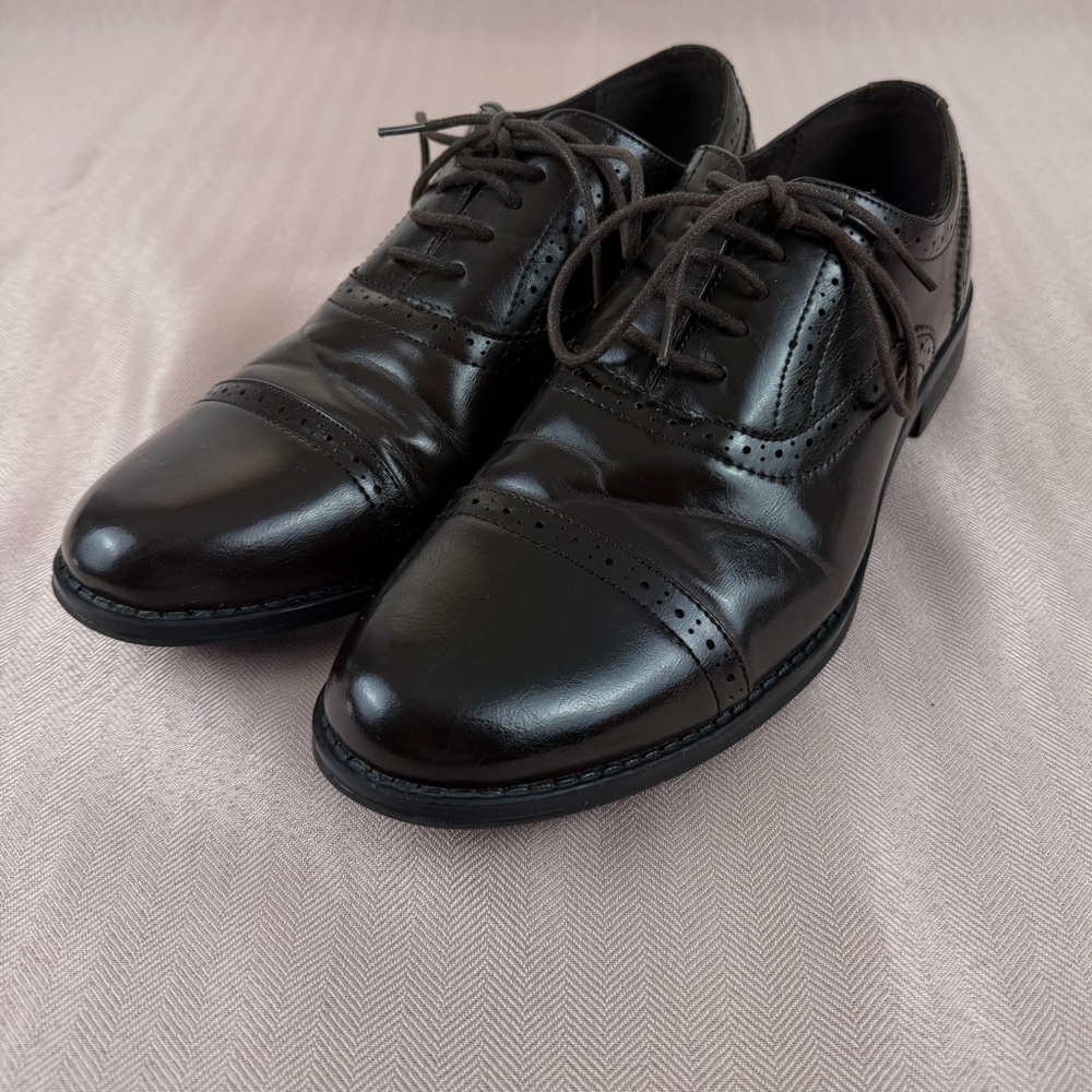 Steve Madden Men’s Dark Brown Oxford Dress Shoes,‎ Size 8.5